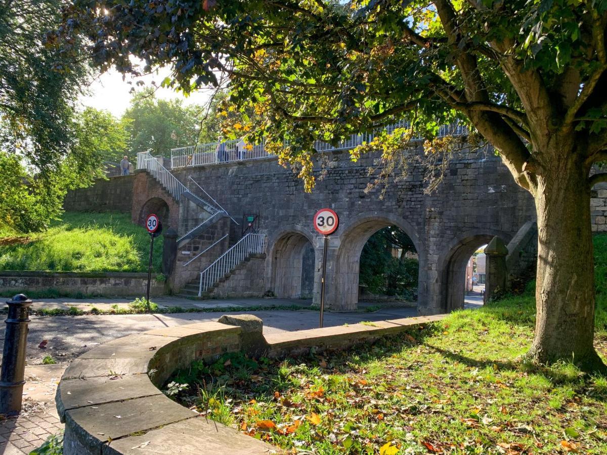 Stay In The Heart Of York At The Hampden - Free Parking - York Holiday Home Eksteriør billede